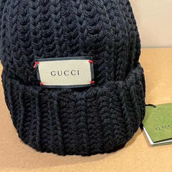 Gucci Knit Wool Logo Hat Women’s Size Medium - Picture 6 of 7